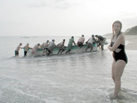 Bill, Rich, Bob, and Katrina helping local fishermen beach their full boat at Santa Clara. 2/27/03